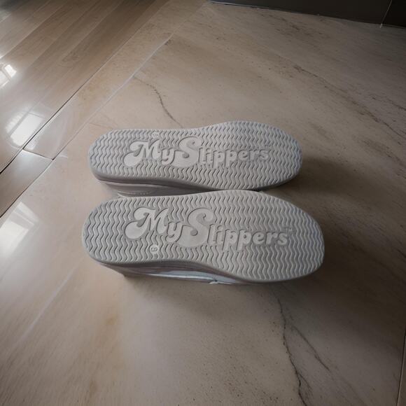 My Pillow My Slippers Leather Slip On Womens Memory Foam, Beach Beige Size 8 - Picture 4 of 4